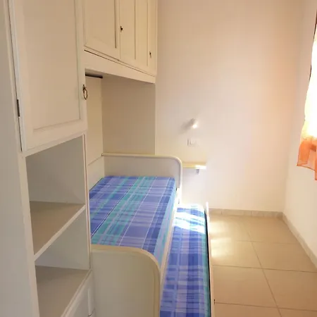 公寓 Comfortable Near The Promenade And Shops 比比翁